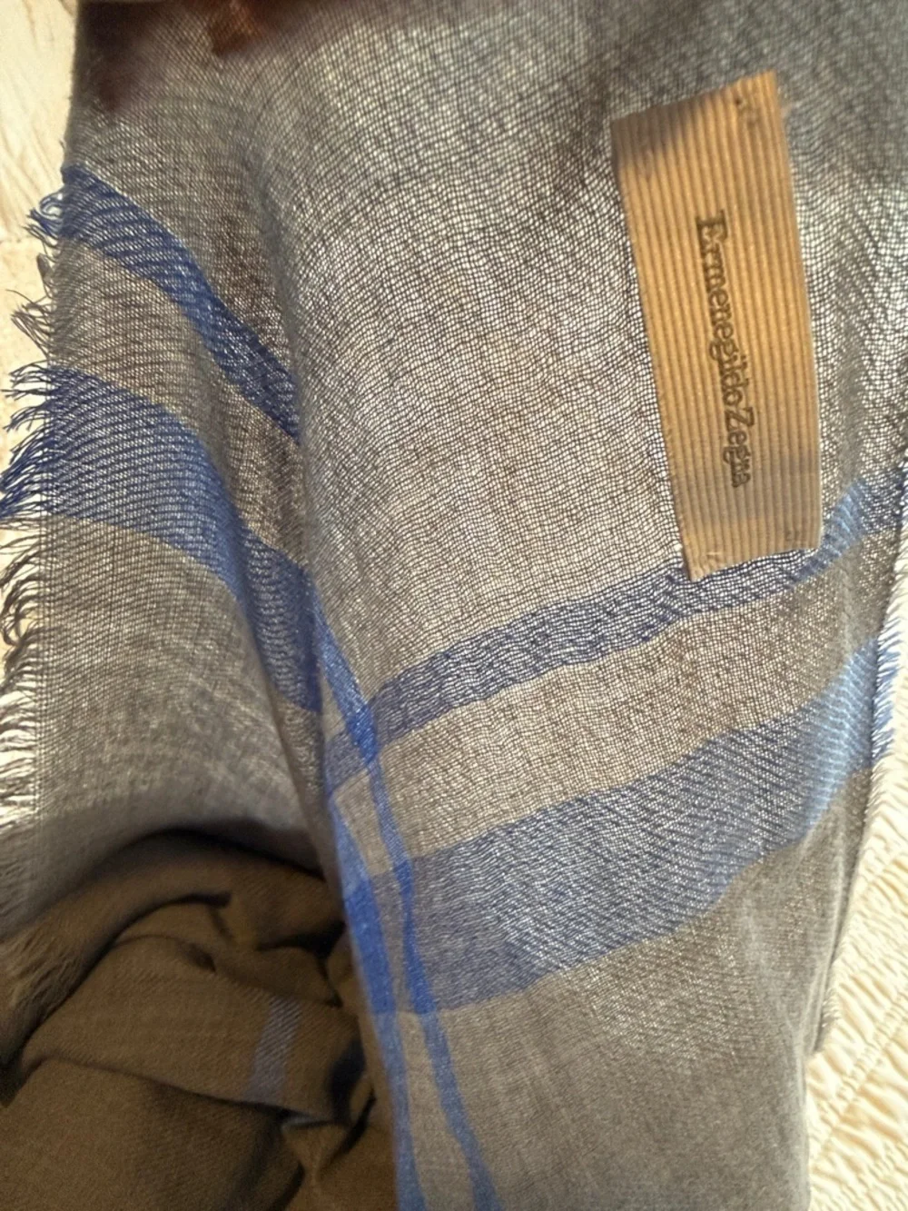 Ermenegildo Zegna Gray Scarf with Blue Stripes made in Italy 55x55